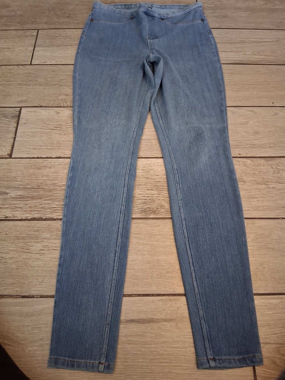 HUE Light Blue Stretch Denim Leggings
